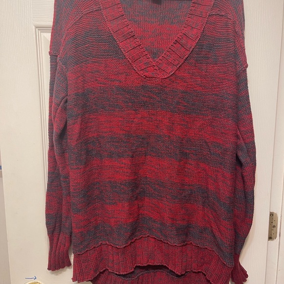 DKNY Red and Black V-Neck Sweater - Picture 1 of 2